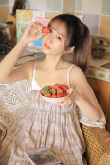 饱满的水蜜桃2