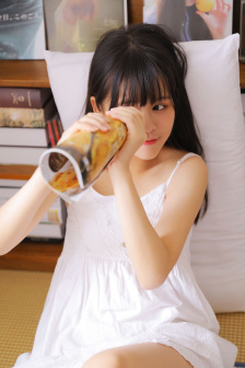 情欲九歌